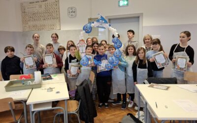 Učenici 3. razreda na satu Mladih BIOkemičara